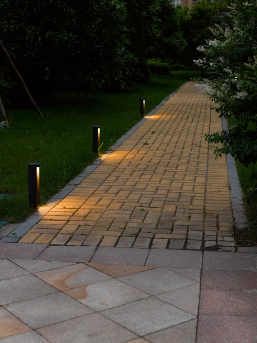 Lucide COMBO - Bollard light - Ø 9 cm - LED - 1x9W 3000K - IP54 - Black - atmosphere 1